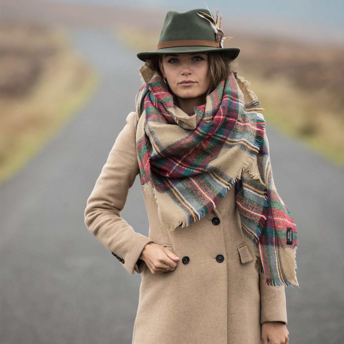 Hicks & Brown The Suffolk Fedora (Fawn Feather) - Olive Green - Image 4
